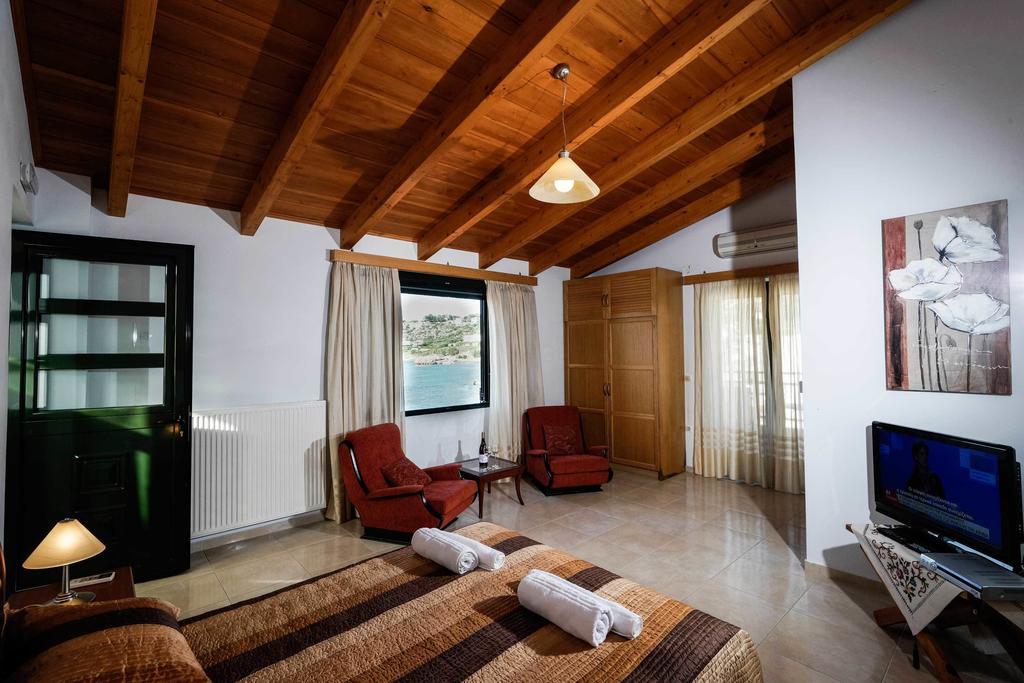 Thalami Apartment Almirida الغرفة الصورة