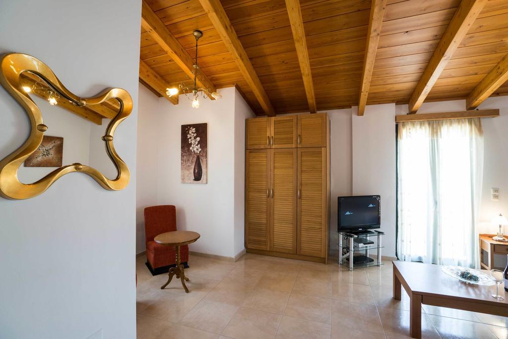 Thalami Apartment Almirida الغرفة الصورة