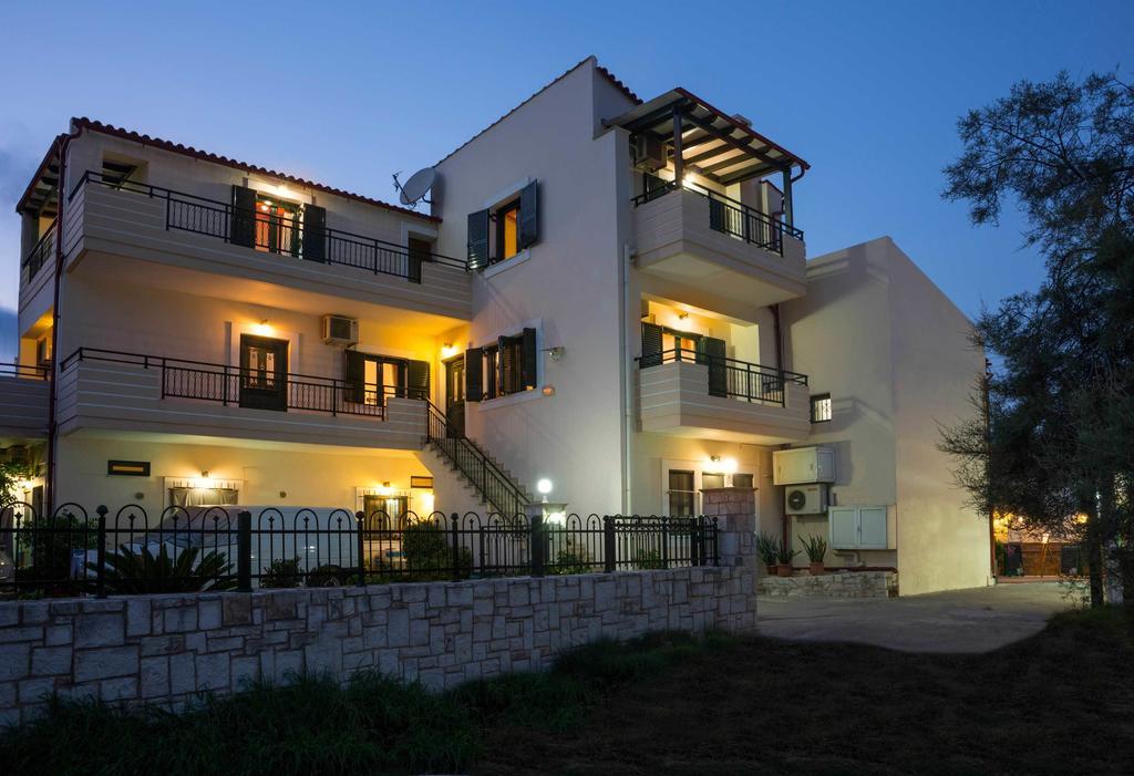 Thalami Apartment Almirida الغرفة الصورة